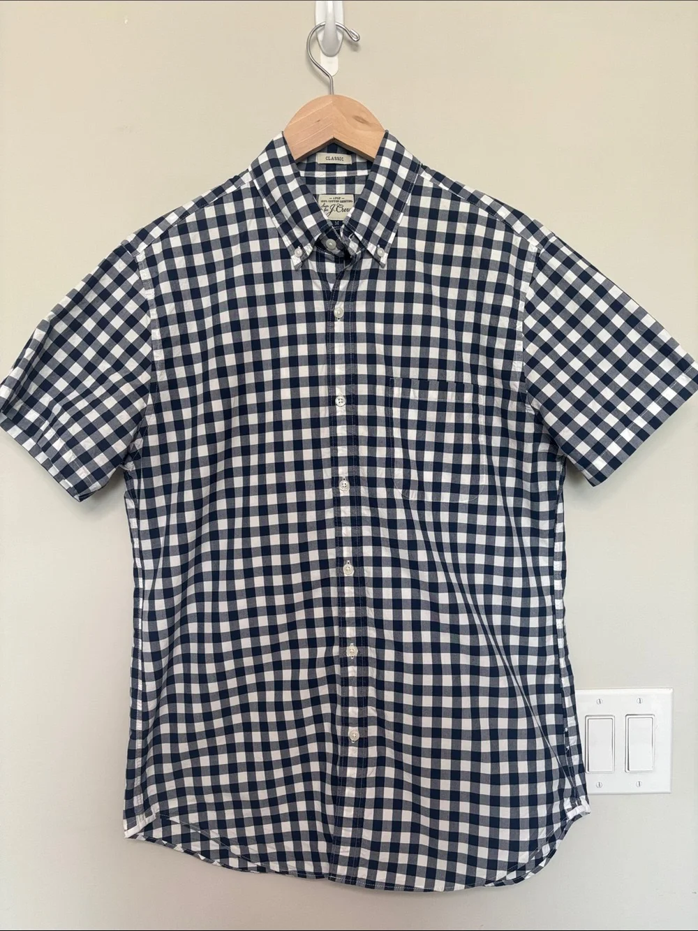 J. Crew Men’s Navy and White Gingham Short-Sleeve Button-Down Shirt M Medium